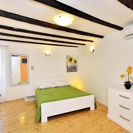 דירות ספליט Marigold Stone House מראה חיצוני תמונה