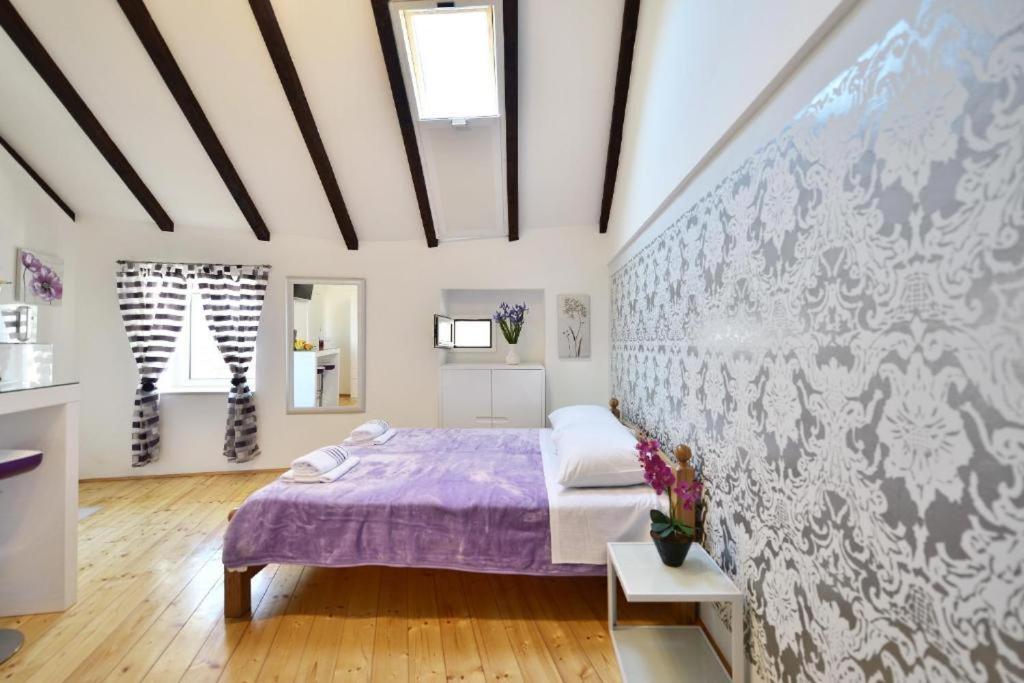 דירות ספליט Marigold Stone House מראה חיצוני תמונה